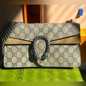 GUCCI DIONYSUS SMALL RECTANGULAR BAG WITH CRYSTAL TIGER HEAD